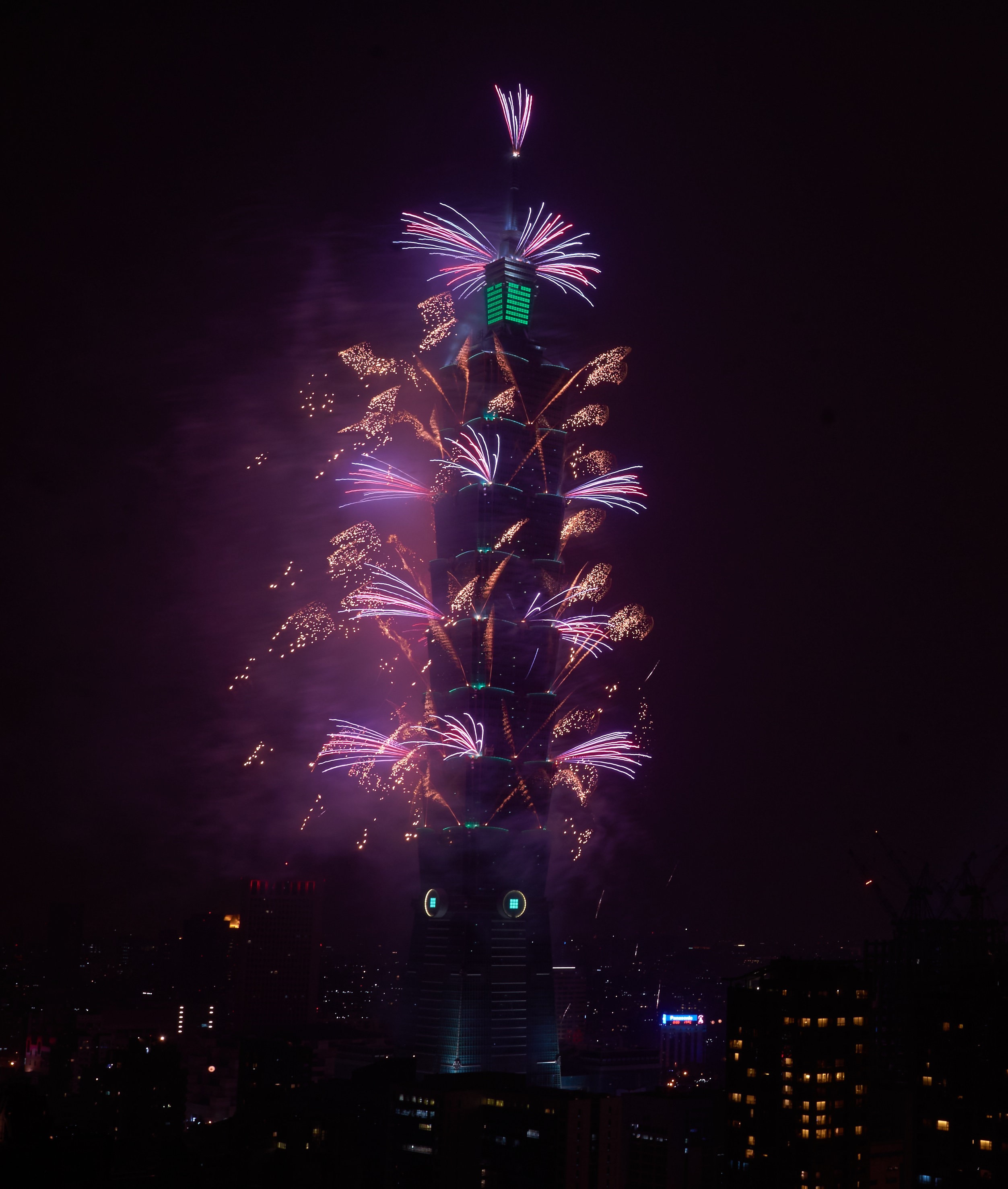 【新聞圖片】飛利浦炤明助(zhu)力檯北101打(da)造檯灣綠色地標 (2).jpg